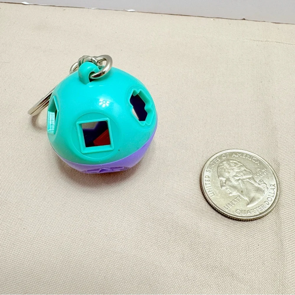 Tupperware PurpleBlue mini shape o ball toy Keychain Puzzle. Rare!